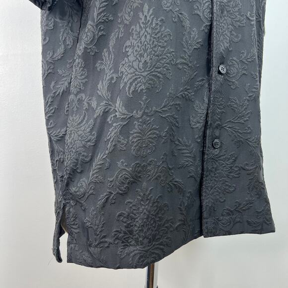 Hello Kitty 50th Anniversary Forever21 Black Y2K Pop Shirt Button Down Size S - Picture 7 of 14